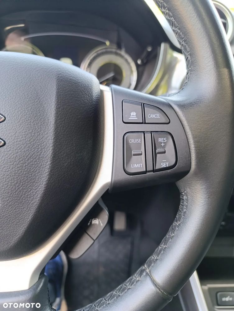 Suzuki Vitara 1.4 Boosterjet SHVS Premium 2WD - 19