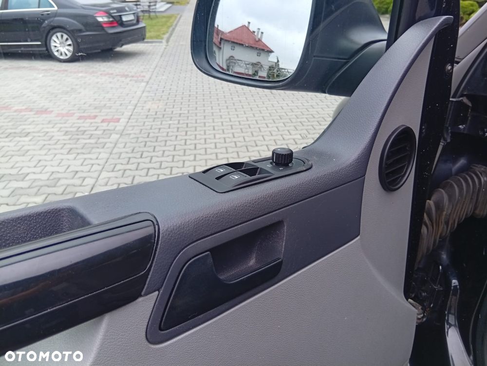 Volkswagen TRANSPORTER T5 LIFT L2H1 Long Klima Elektryka Navi Dubel Kabina Brygadówka - 8