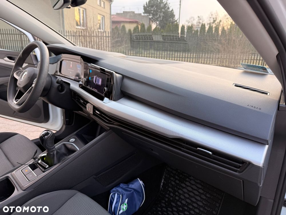 Volkswagen Golf 1.0 TSI - 24