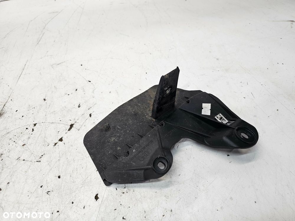 CHLAPACZ SPOJLERA PRAWY TYŁ AUDI A3 8Y 8Y0853834B - 3