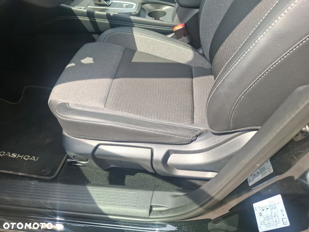 Nissan Qashqai 1.3 DIG-T MHEV N-Connecta Xtronic - 13