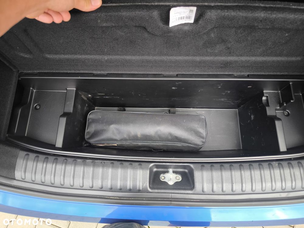 Kia Ceed 1.4 T-GDI L Business Line - 21