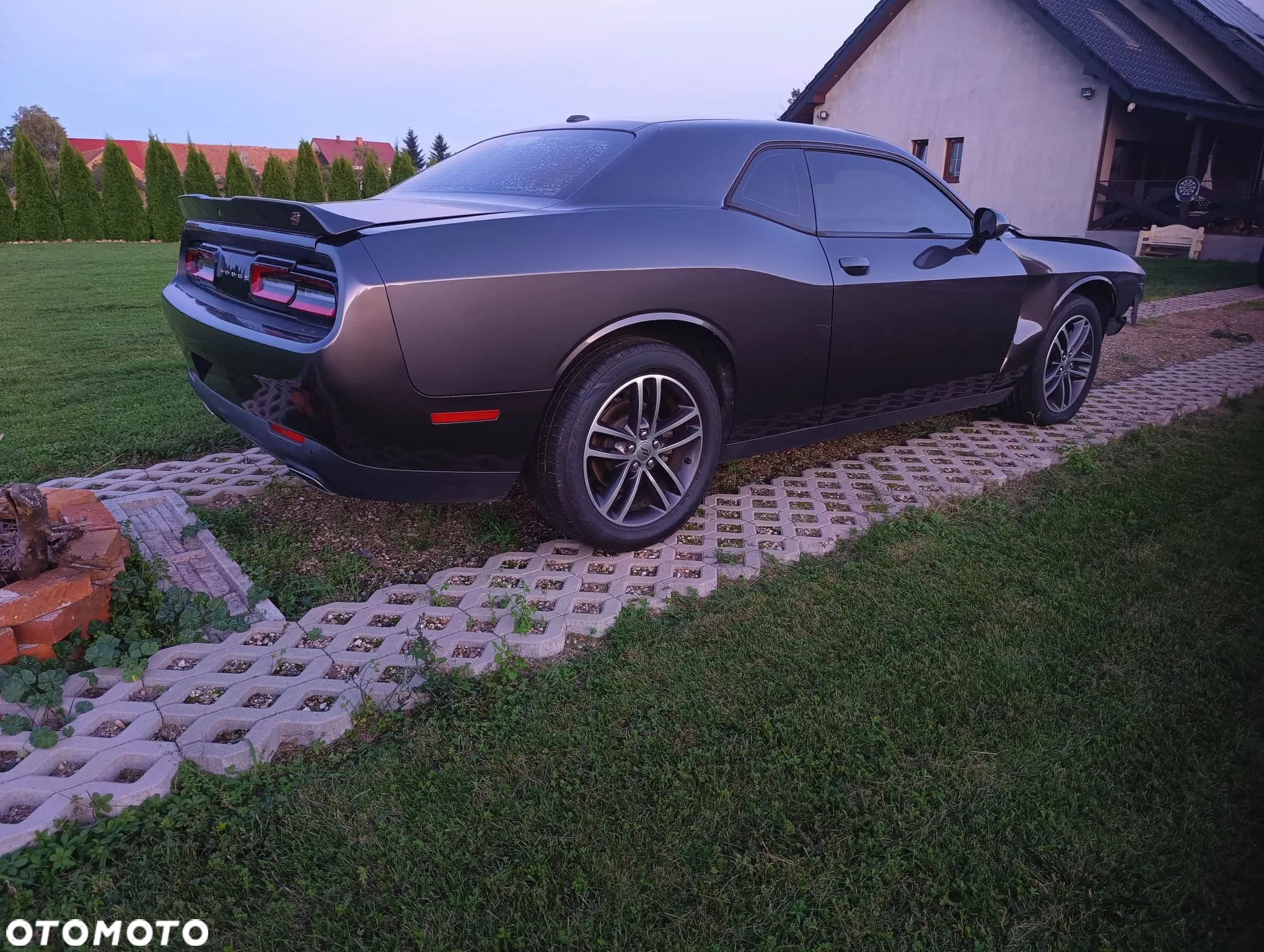 Dodge Challenger 3.6 GT AWD - 4