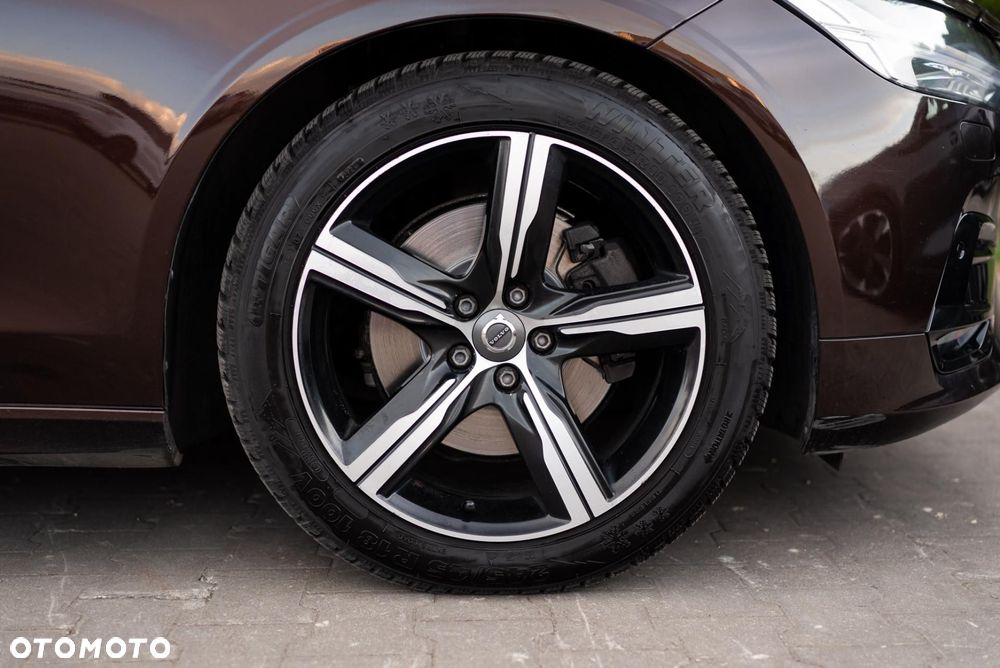 Volvo S90 D5 AWD R-Design - 39