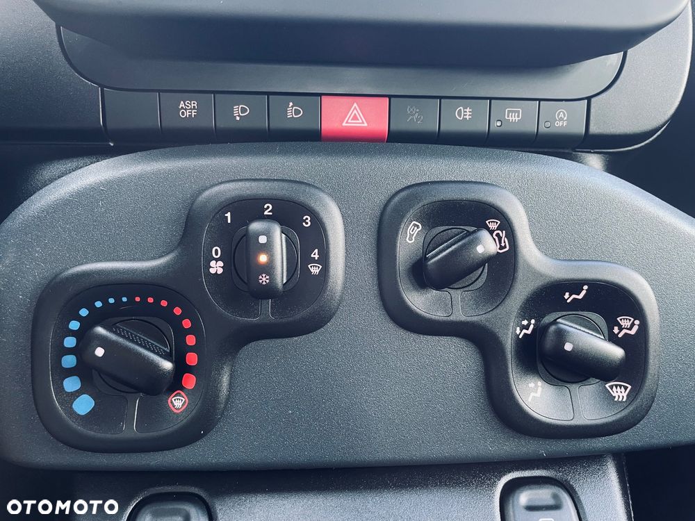 Fiat Panda 1.0 Hybrid Garmin - 22