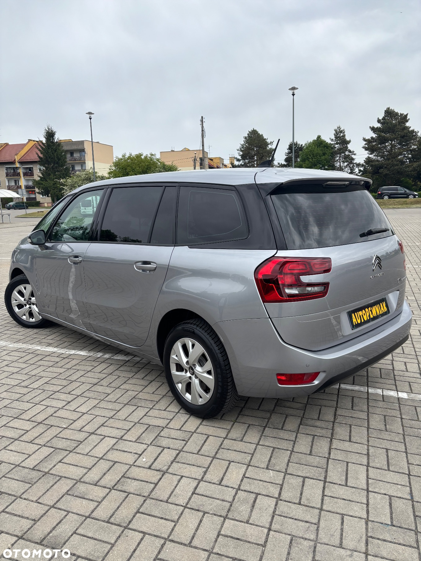 Citroën C4 SpaceTourer 1.2 PureTech More Life S&S EAT6 - 8