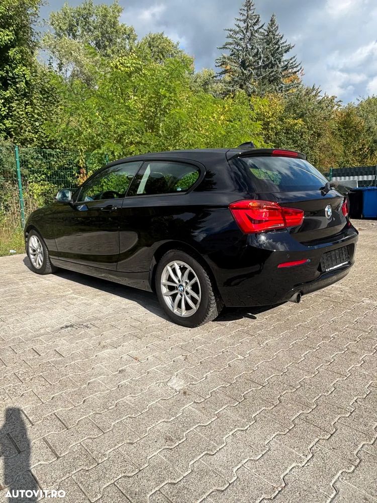 BMW Seria 1 116i - 1