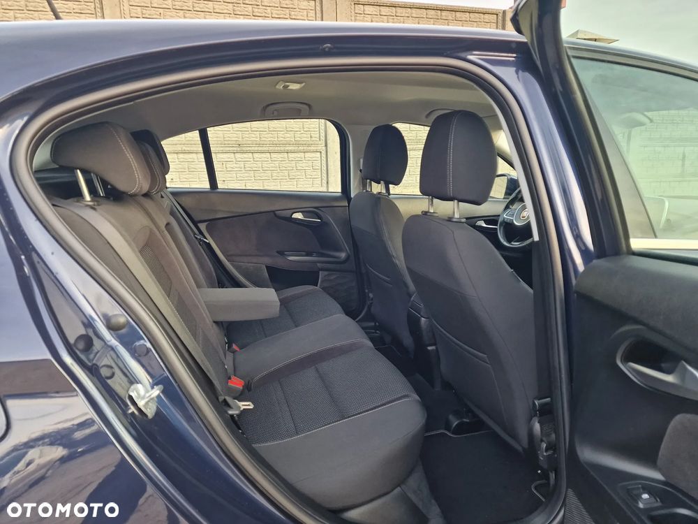 Fiat Tipo 1.6 MultiJet 16v Lounge - 17