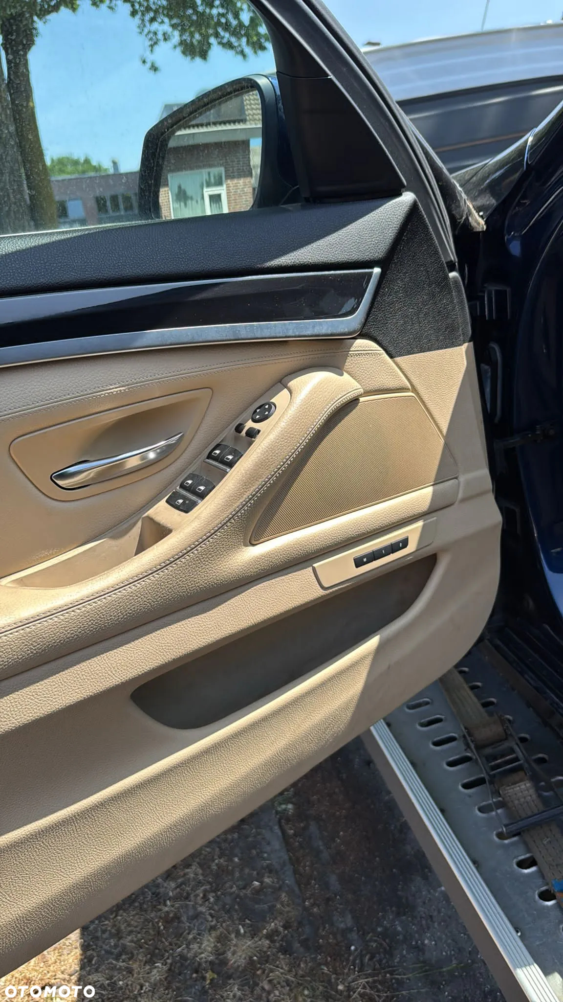 BMW Seria 5 528i Sport-Aut Modern Line - 6