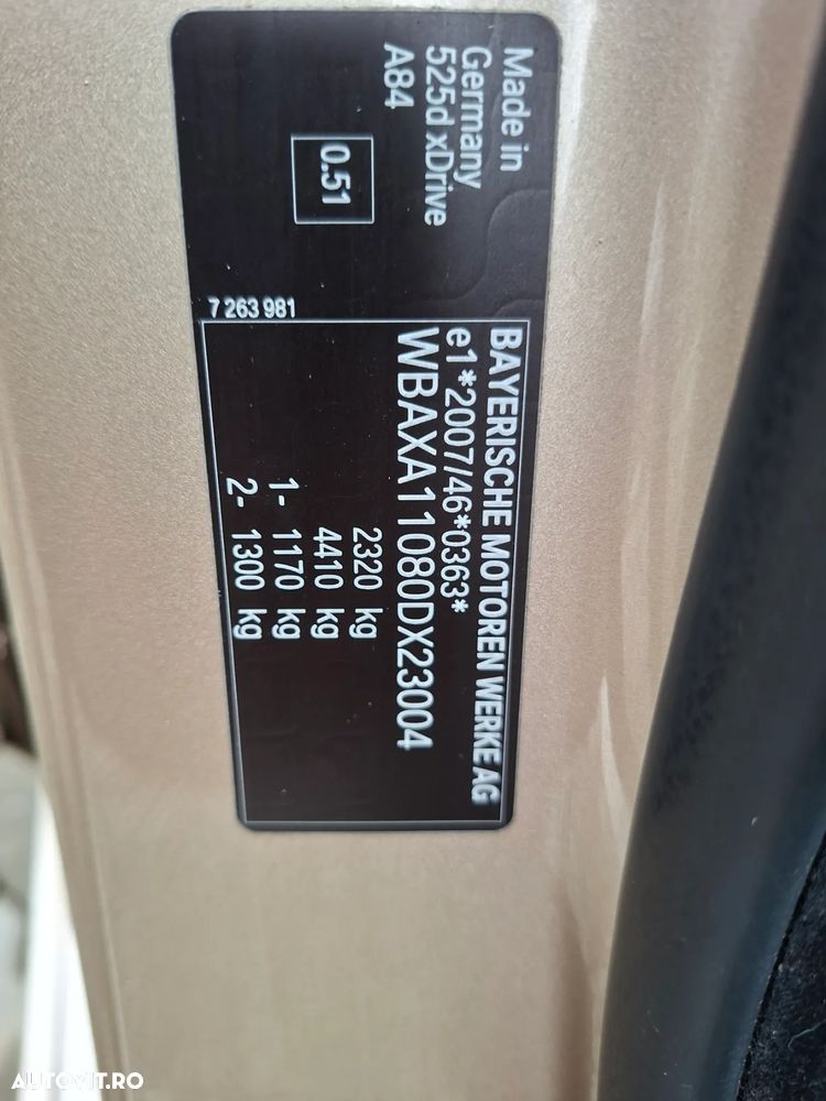 BMW Seria 5 525d xDrive AT - 10