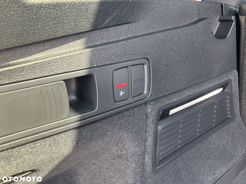 Audi Q5 Sportback - 23