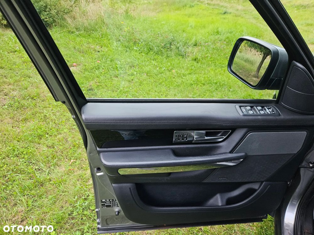 Land Rover Range Rover Sport - 16
