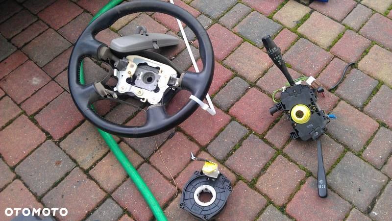 NISSAN Navara D22 99-05 TAŚMA W KIEROWNICĘ MANETKI - 1