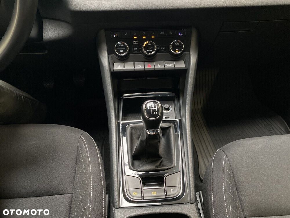 Skoda Karoq 1.6 TDI SCR 4x2 Ambition - 12