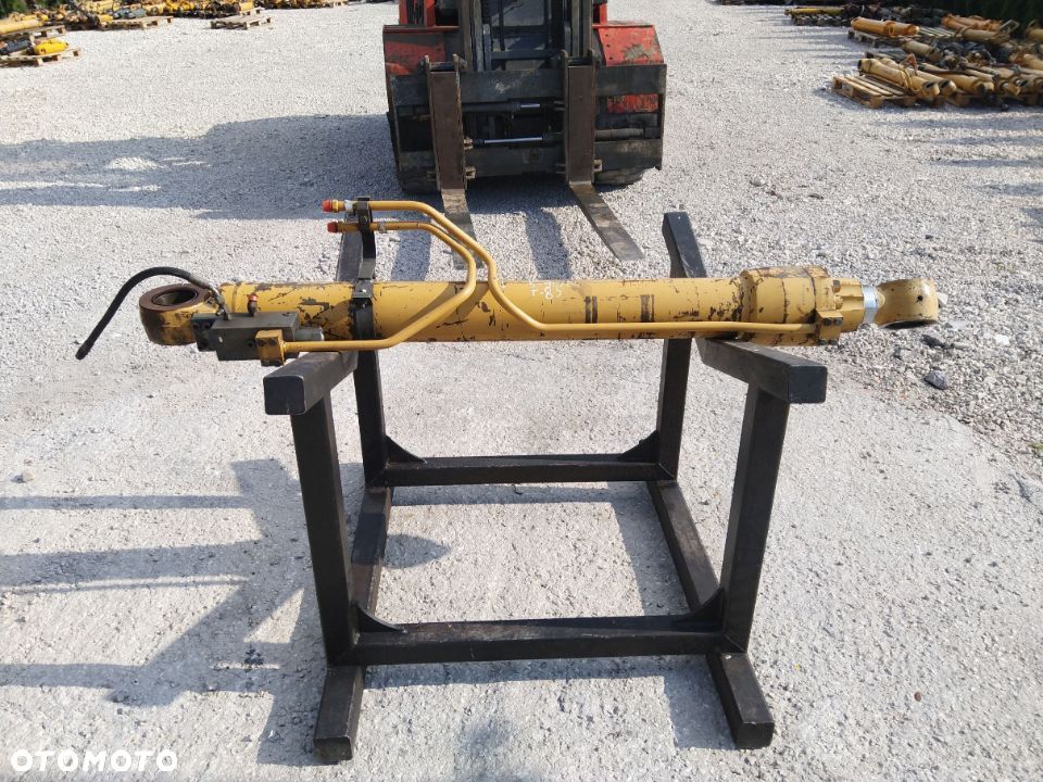 Siłownik Cat Caterpillar 312E 320 322 323 330 312E 315 316 318  [D-173 S-90/80 T-85] - 1