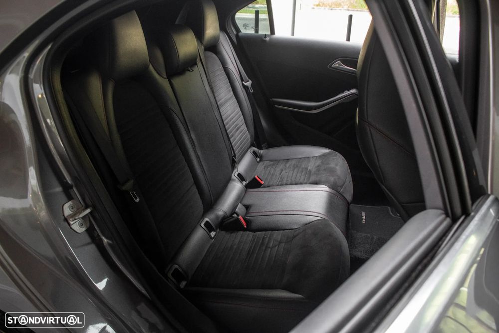 Mercedes-Benz A 180 d AMG Line Aut. - 26