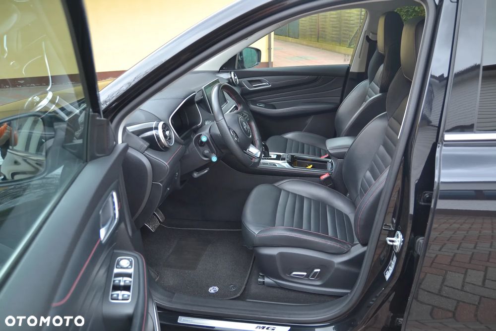 MG EHS Luxury - 14