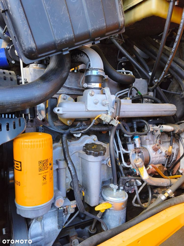 JCB 3CX - 9