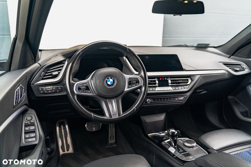 BMW Seria 1 118d M Sport - 22