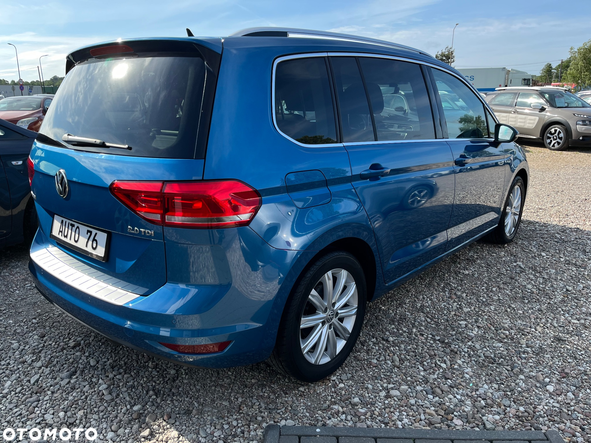 Volkswagen Touran 2.0 TDI BMT Highline - 4