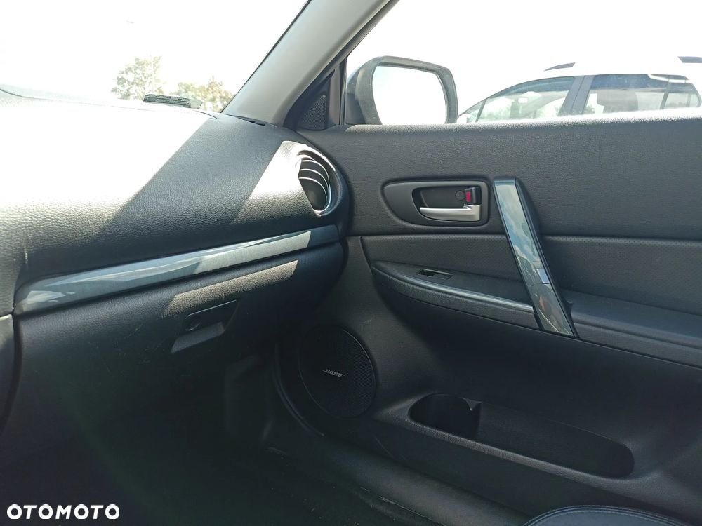Mazda 6 - 12
