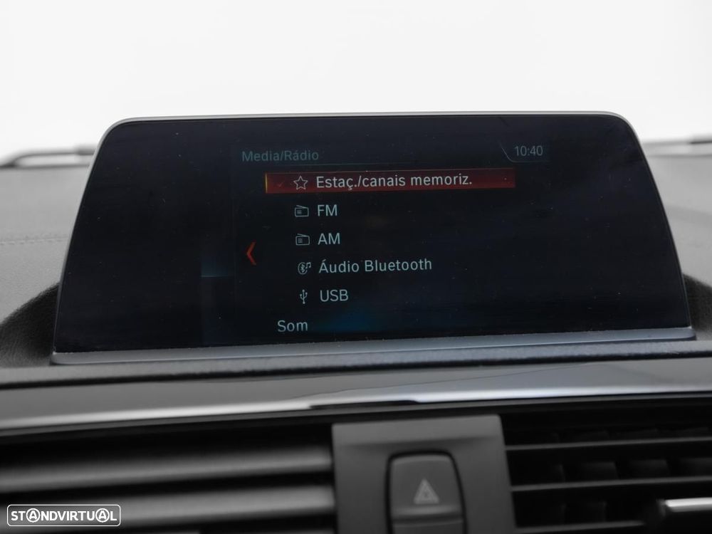 BMW 116 d Line Sport Auto — fotografia 20