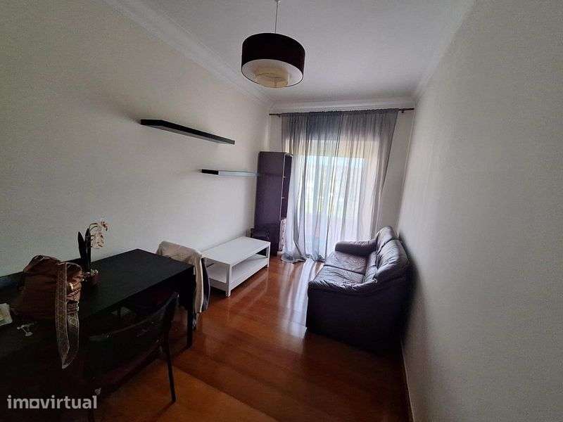 APARTAMENTO T1, ótima oportunidade! - Grande imagem: 2/9