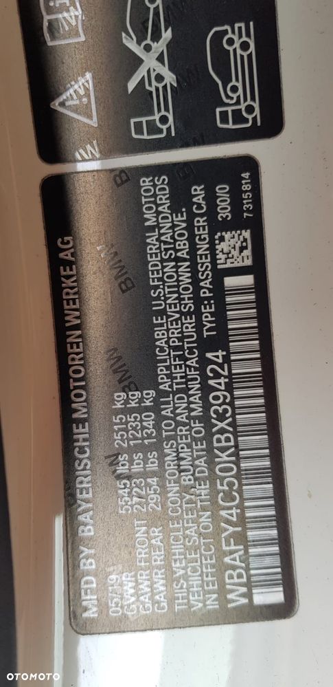 BMW Seria 8 M850i xDrive Cabrio - 17