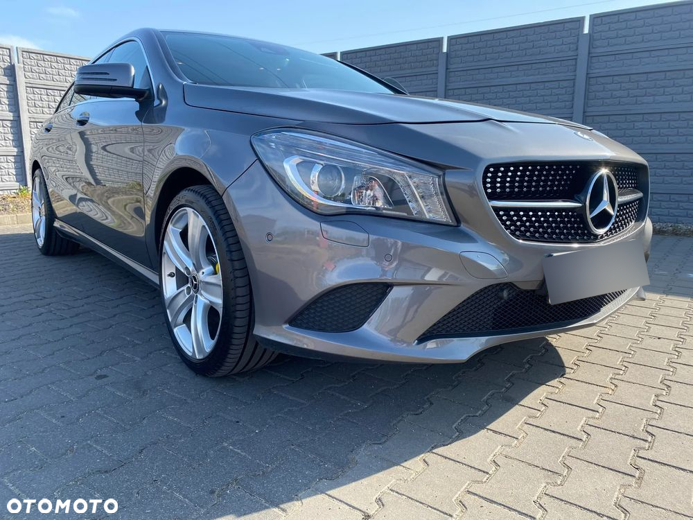 Mercedes-Benz CLA Shooting Brake 180 7G-DCT - 3