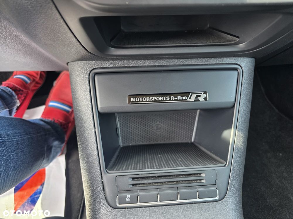 Volkswagen Tiguan - 11