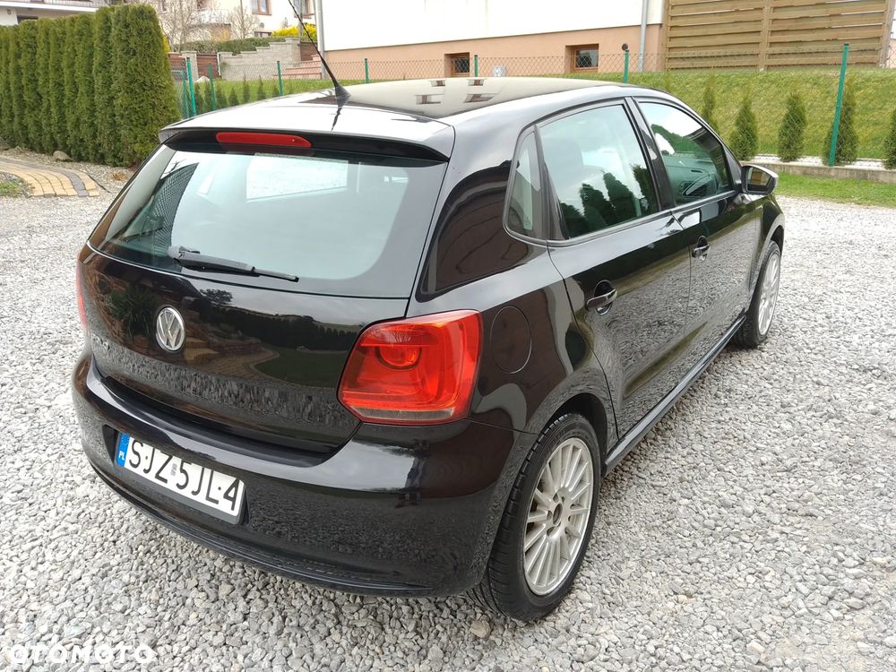 Volkswagen Polo - 8