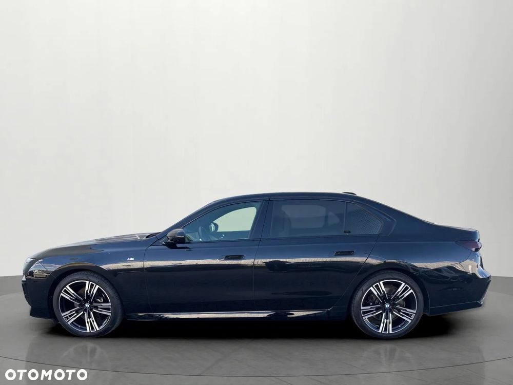 BMW Seria 7 740d xDrive - 14