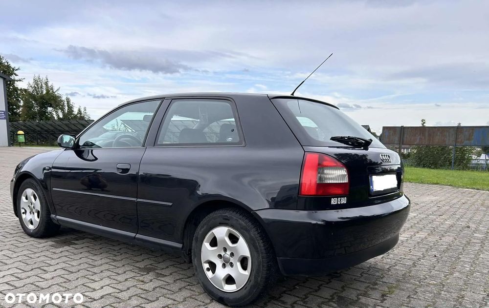 Audi A3 3-drzwiowe 1.9 TDI Attraction - 3