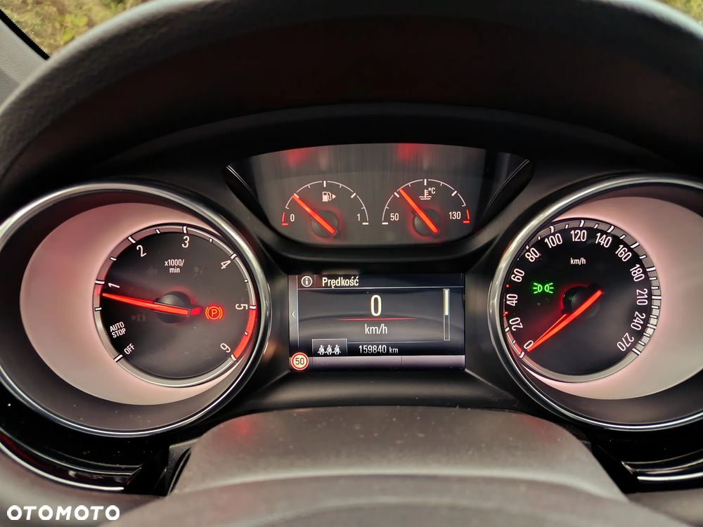 Opel Astra 1.6 D (CDTI) Start/Stop Dynamic - 22