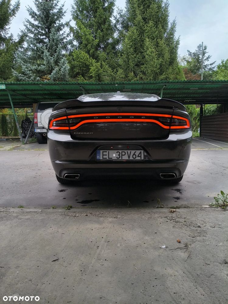 Dodge Charger - 12