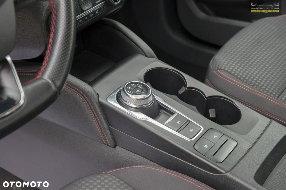 Ford Kuga - 21