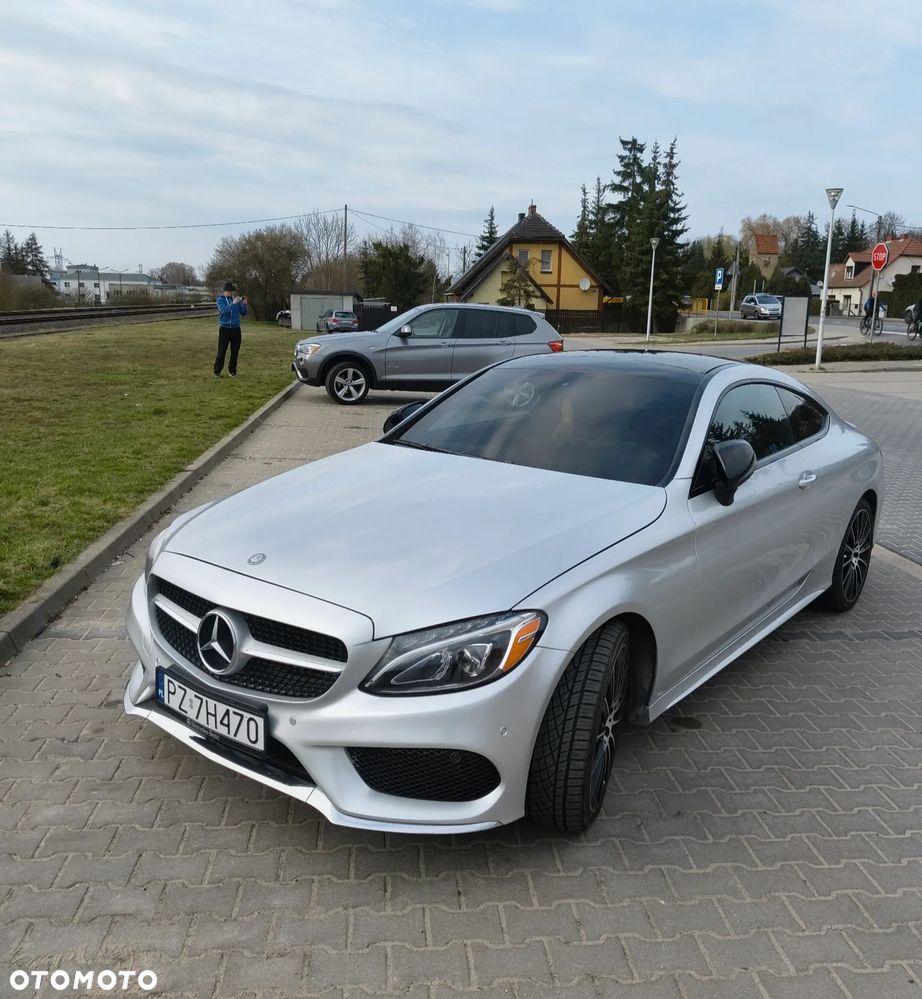 Mercedes-Benz Klasa C 300 7G-TRONIC AMG Line - 22