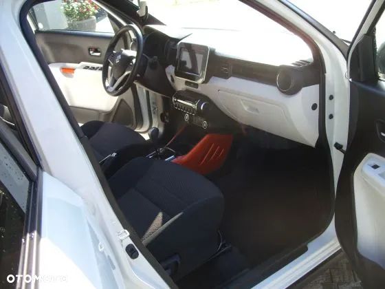 Suzuki Ignis 1.2 Premium AGS - 10