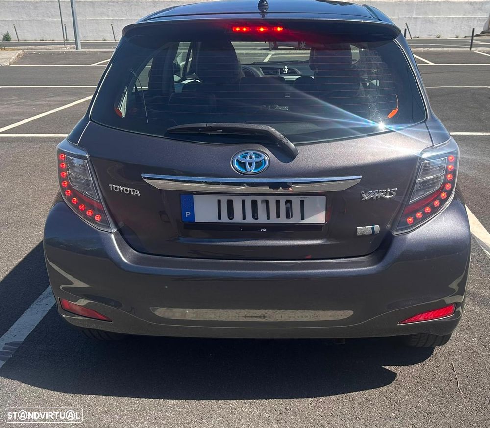 Toyota Yaris 1.5 HSD Sport+P.Luxury - 7