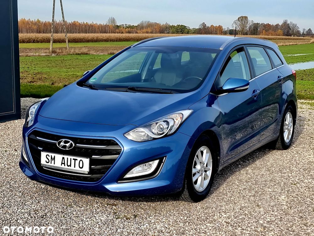 Hyundai i30 Kombi 1.6 GDi DCT Style - 2
