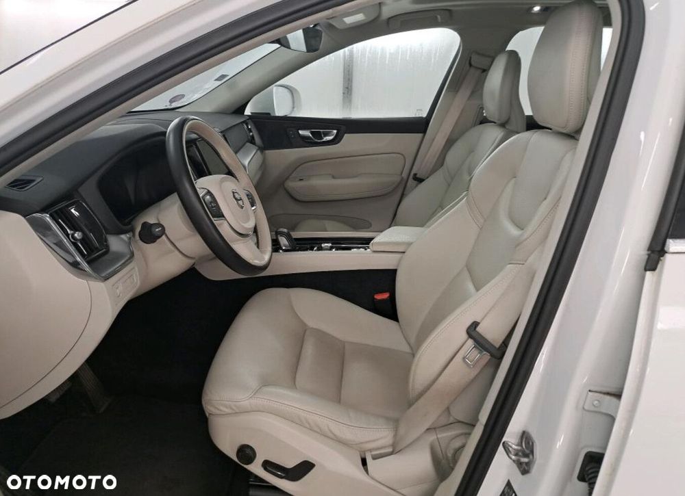 Volvo XC 60 - 3