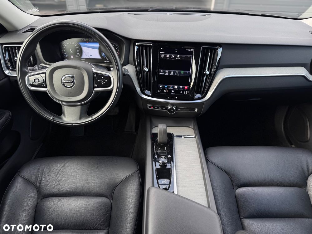 Volvo V60 Cross Country B5 B AWD Geartronic Pro - 21