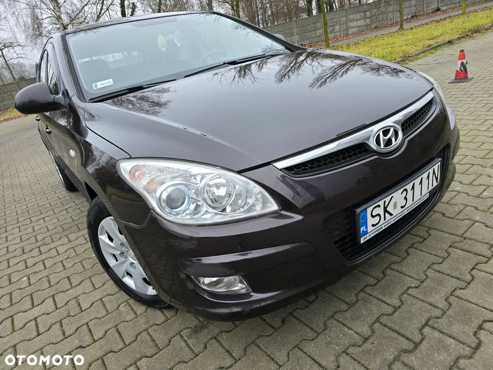 Hyundai i30 1.6 Comfort - 26