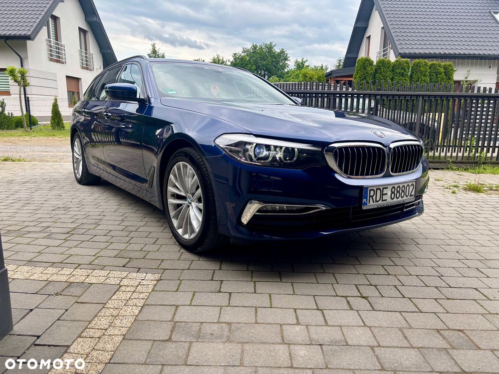 BMW Seria 5 520d xDrive Luxury Line - 1