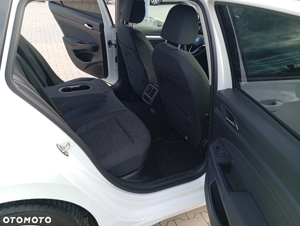 Volkswagen Golf Variant 2.0 TDI Life - 16