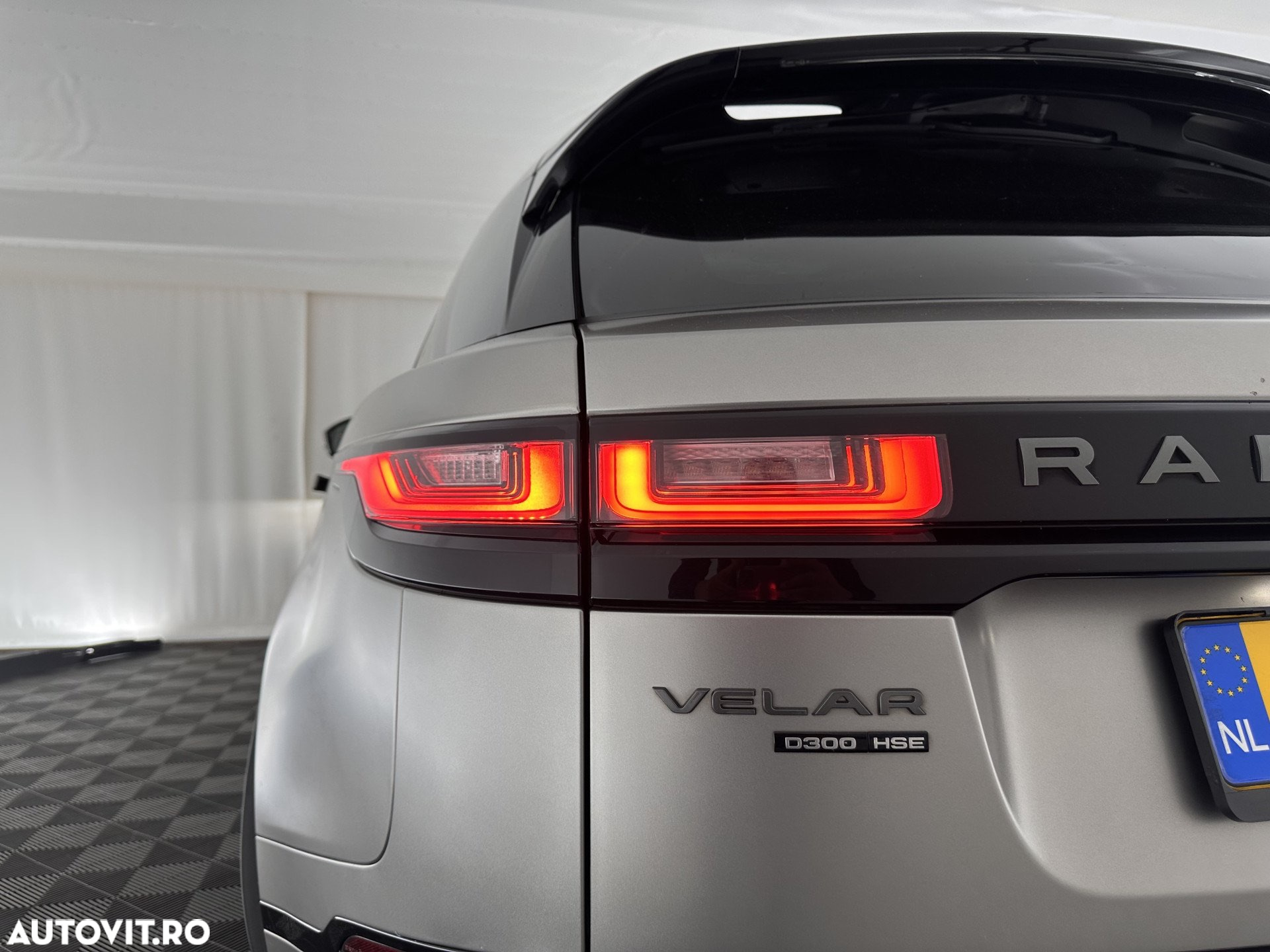 Land Rover Range Rover Velar 3.0 R-Dynamic - 7