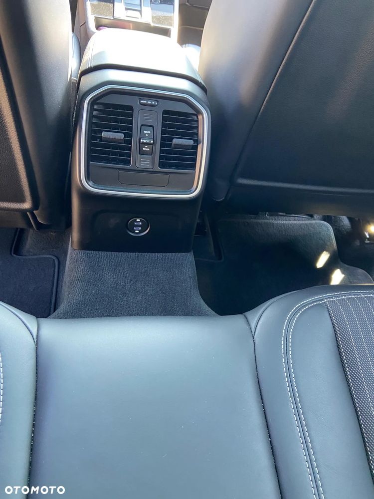 Porsche Macan T - 21