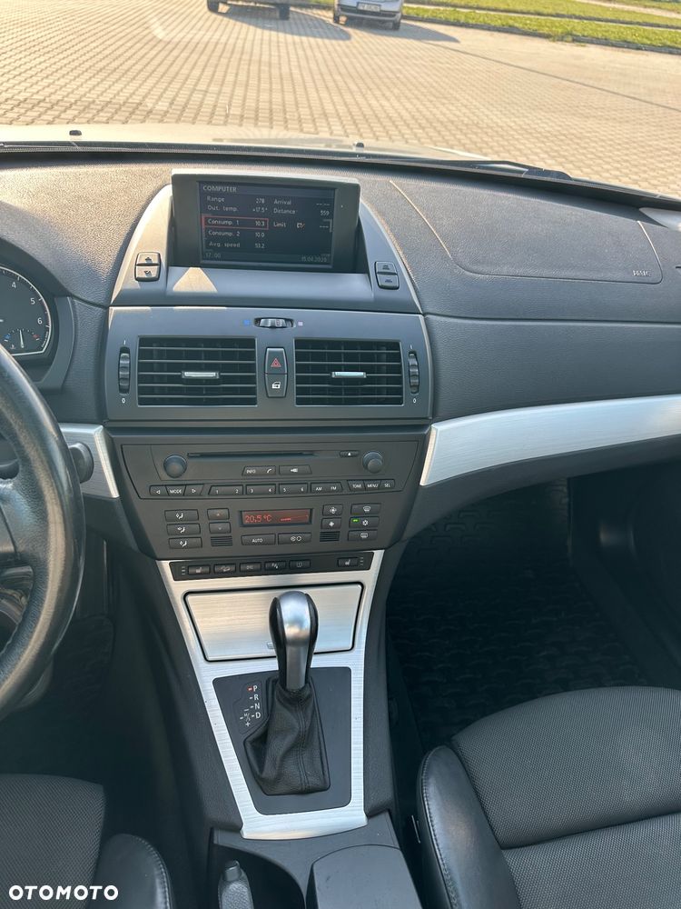 BMW X3 xDrive35d - 16