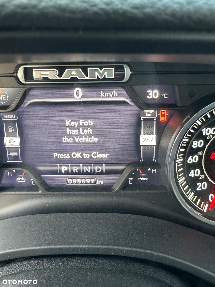 RAM 1500 Crew Cab Sport - 29