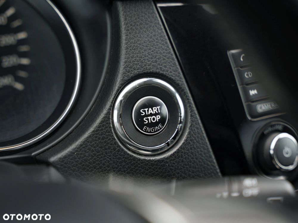 Nissan Qashqai 1.6 dCi Xtronic TEKNA+ - 41